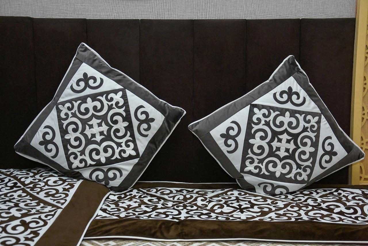 Ramada By Wyndham Turkistan Hotell Exteriör bild